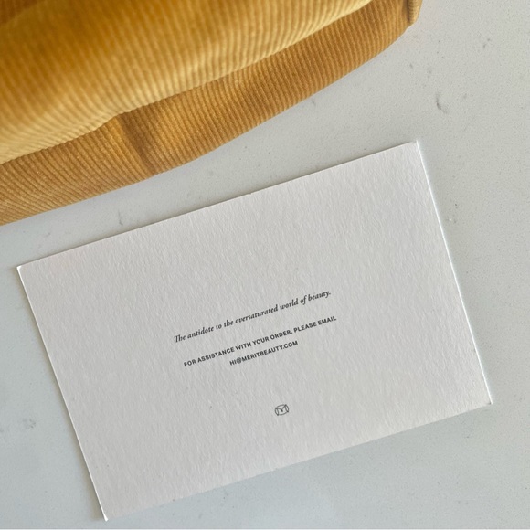 NWOT Merit Makeup Bag - Picture 5 of 5